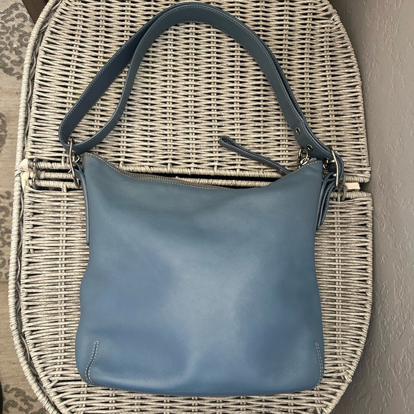 Coach Handbags - EUC Coach Vintage Slim Duffle Blue Shoulder/ Crossbody  Bag Collection 9326